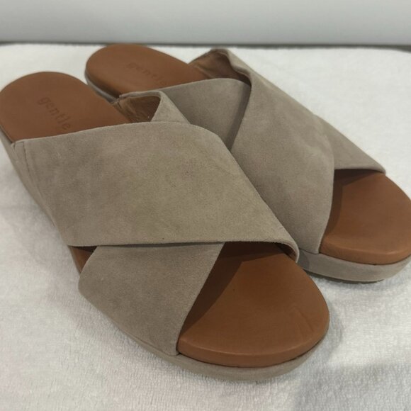 gentle souls Shoes - Gentle Souls by Kenneth Cole Mikenzie Slide Sandals - Tan - Size 8